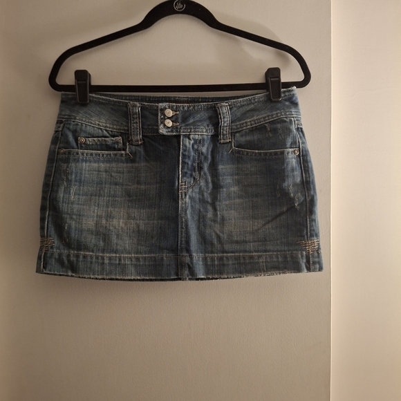 Aeropostale Women's Blue Distressed Denim Mini Skirt - Picture 1 of 8